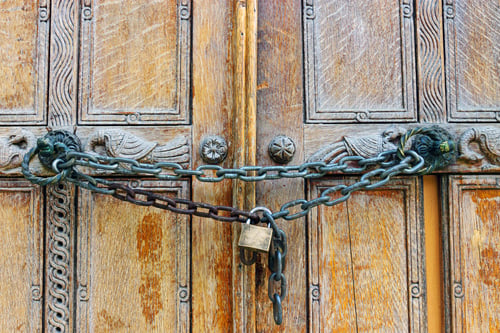 locked-wooden-door-2021-04-02-22-37-16-utc
